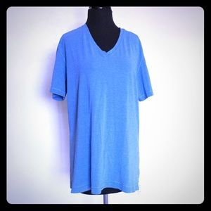 Lululemon workout shirt